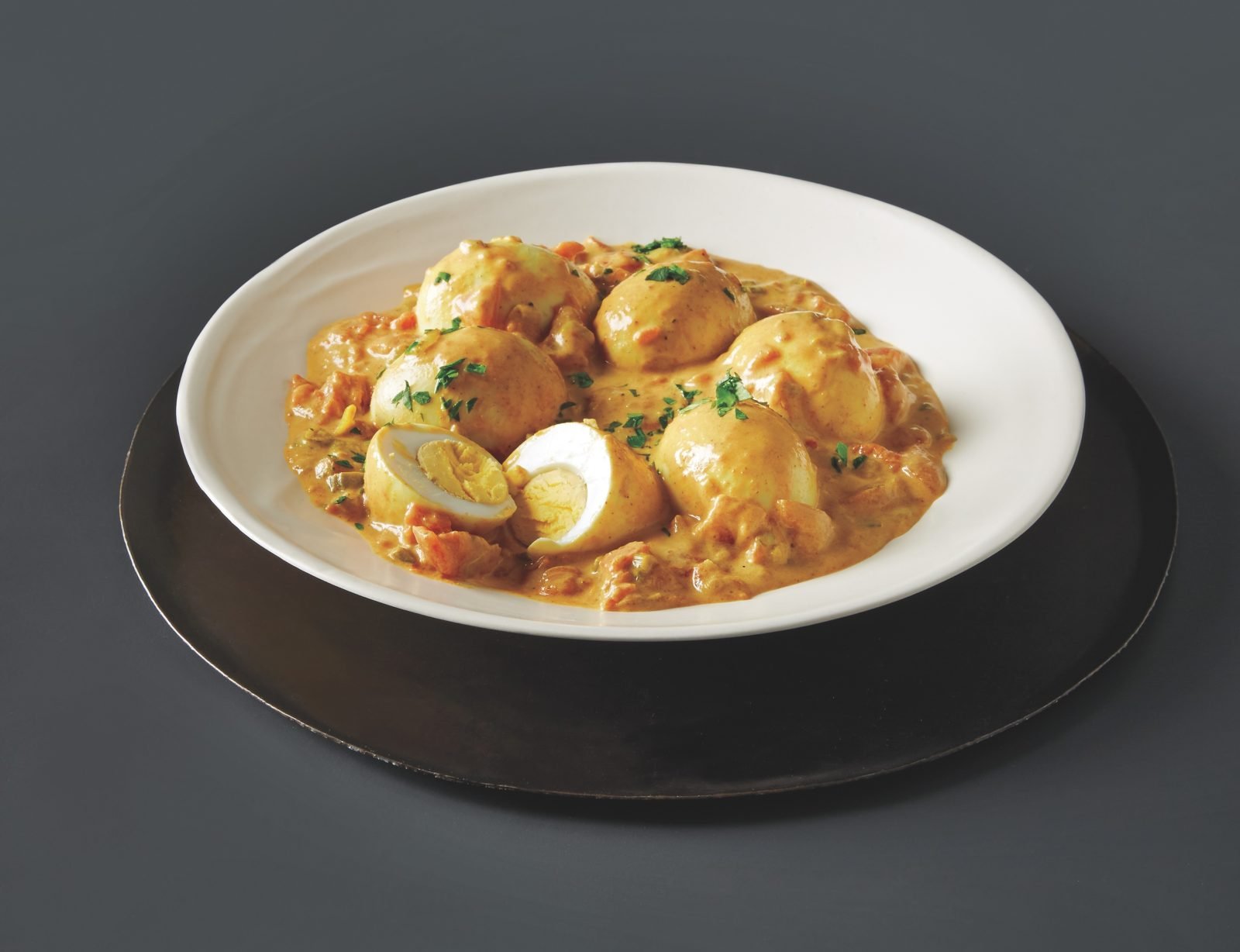 Hard-Boiled Eggs in Quick Tomato Curry Sauce