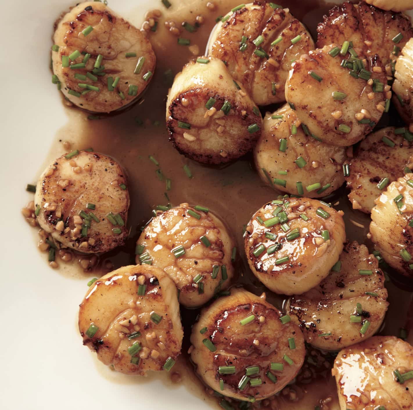Seared Scallops with Pan Sauce